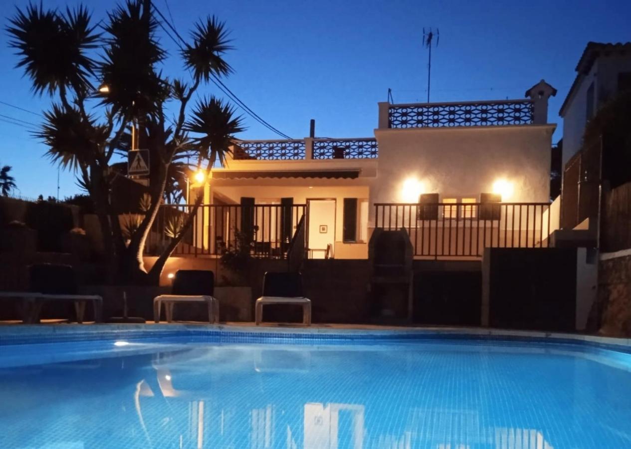 Hermosa Casa Con Piscina Cerca De La Playa De Punta Prima Punta Prima  Exterior foto